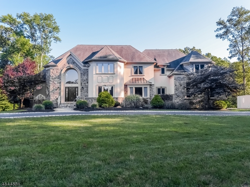 Property Photo:  17 Alexander Dr  NJ 08822 