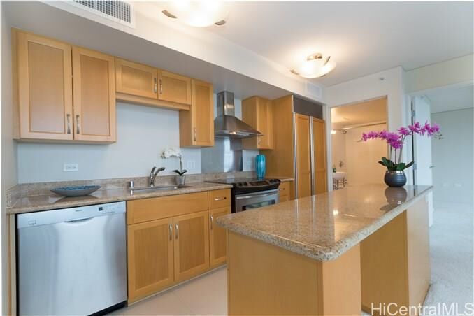 Property Photo:  1296 Kapiolani Boulevard 4001  HI 96814 