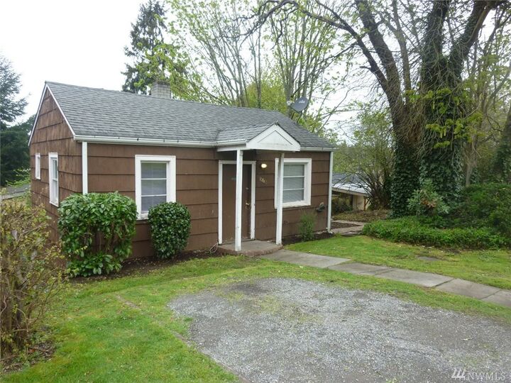 Property Photo:  10613 28th Ave SW  WA 98146 
