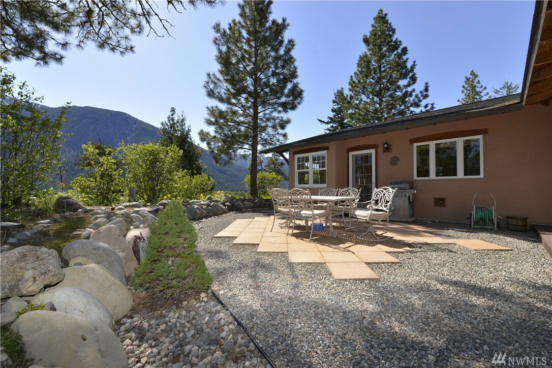 Property Photo:  41 Cassal Rd  WA 98862 