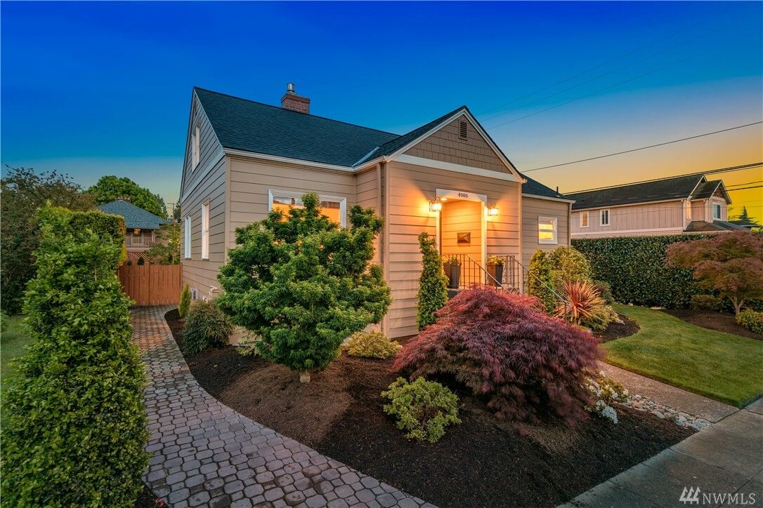 Property Photo: 4000 Midvale Ave N WA 98103