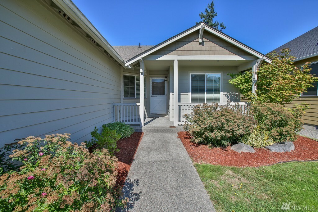 Property Photo:  19108 23rd Av Ct E  WA 98445 