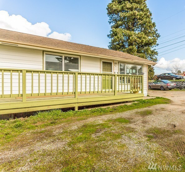 Property Photo:  11833 24th Ave S  WA 98168 