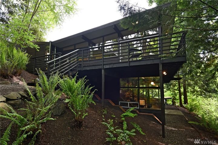 Property Photo:  9223 45th Ave NE  WA 98115 