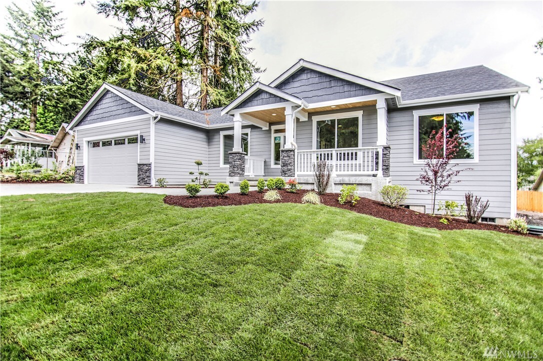 Property Photo: 2601 29th Ave SW WA 98373