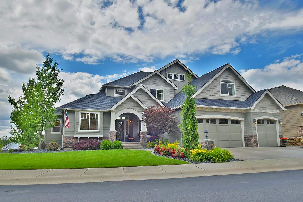 Property Photo:  1001 N Lancashire Ln  WA 99019 