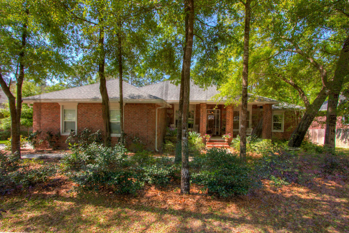 Property Photo:  860 Coldwater Creek Circle  FL 32578 