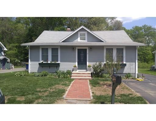 Property Photo:  8 Cedar Park Rd  MA 02067 