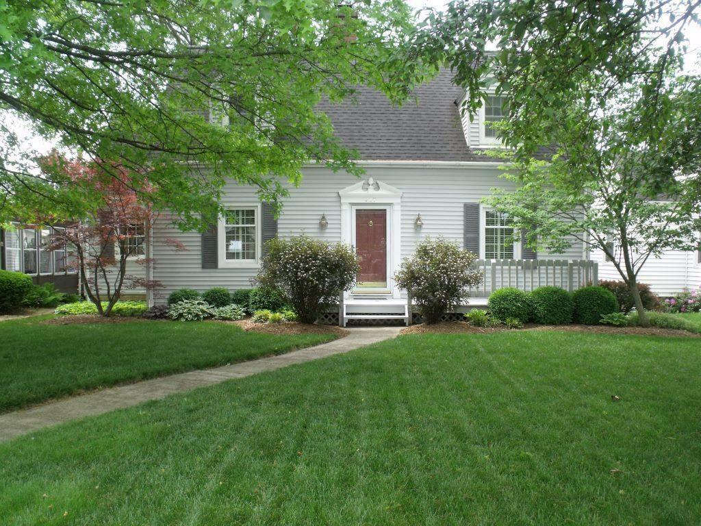 Property Photo: 947 W Church Street OH 43055