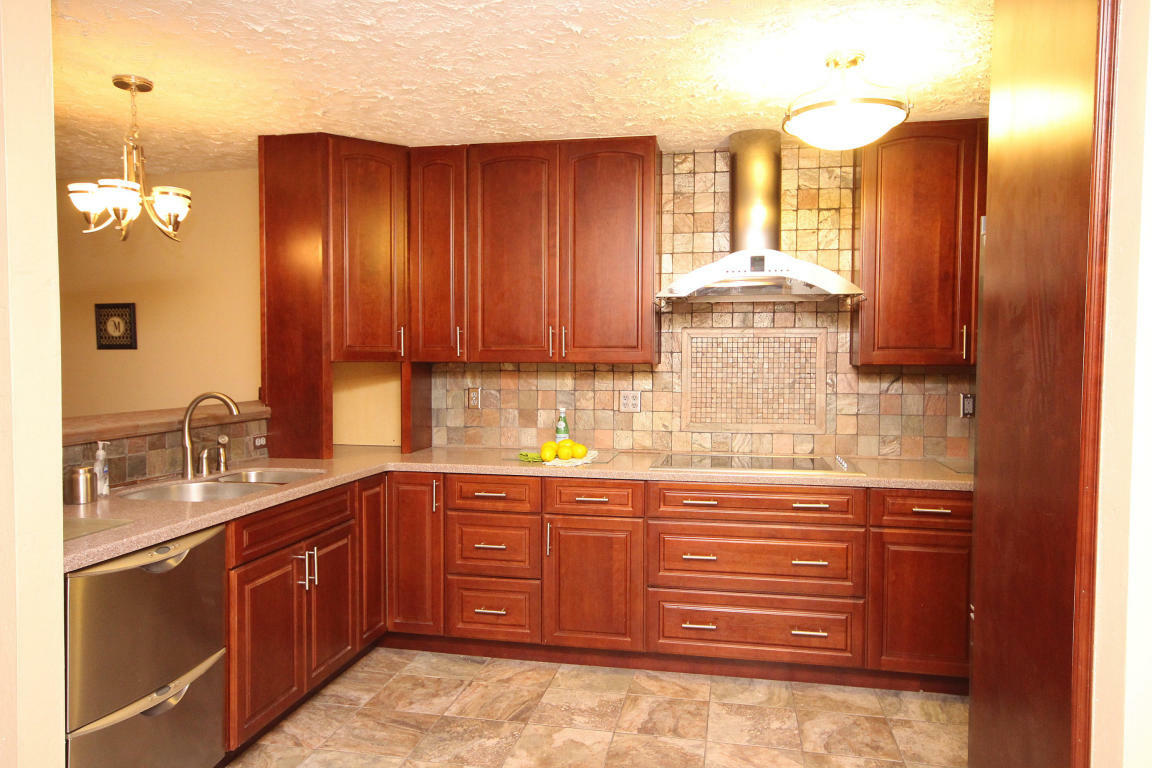 Property Photo: 88 Hidden Cove Court FL 32580