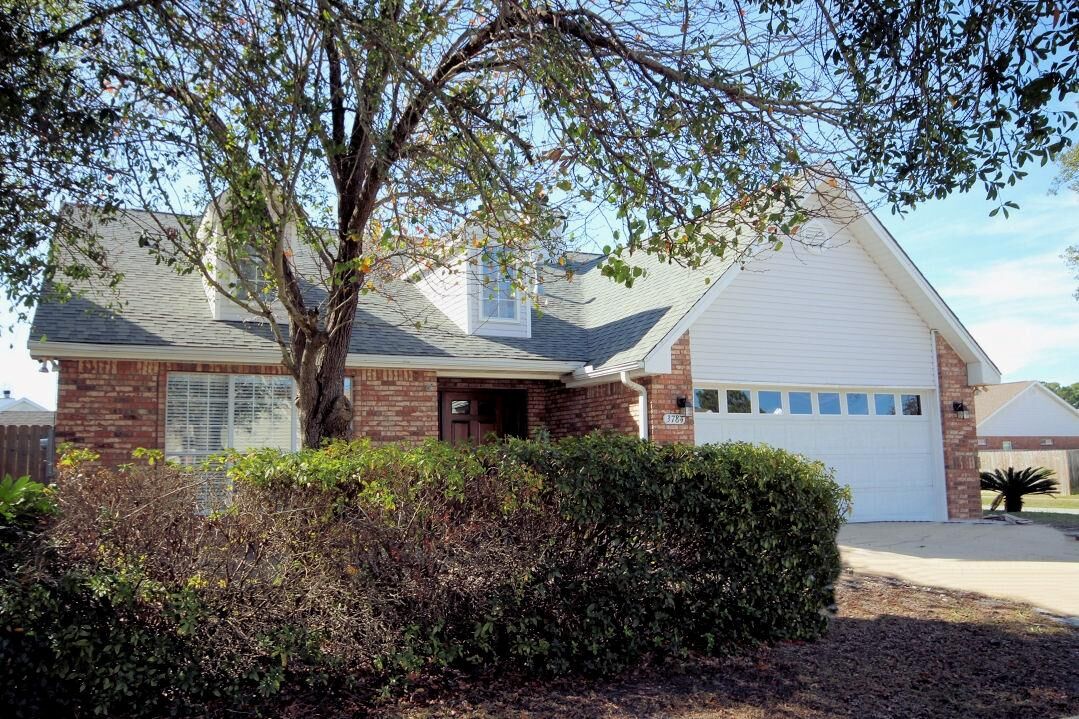 Property Photo: 3784 Misty Way FL 32541