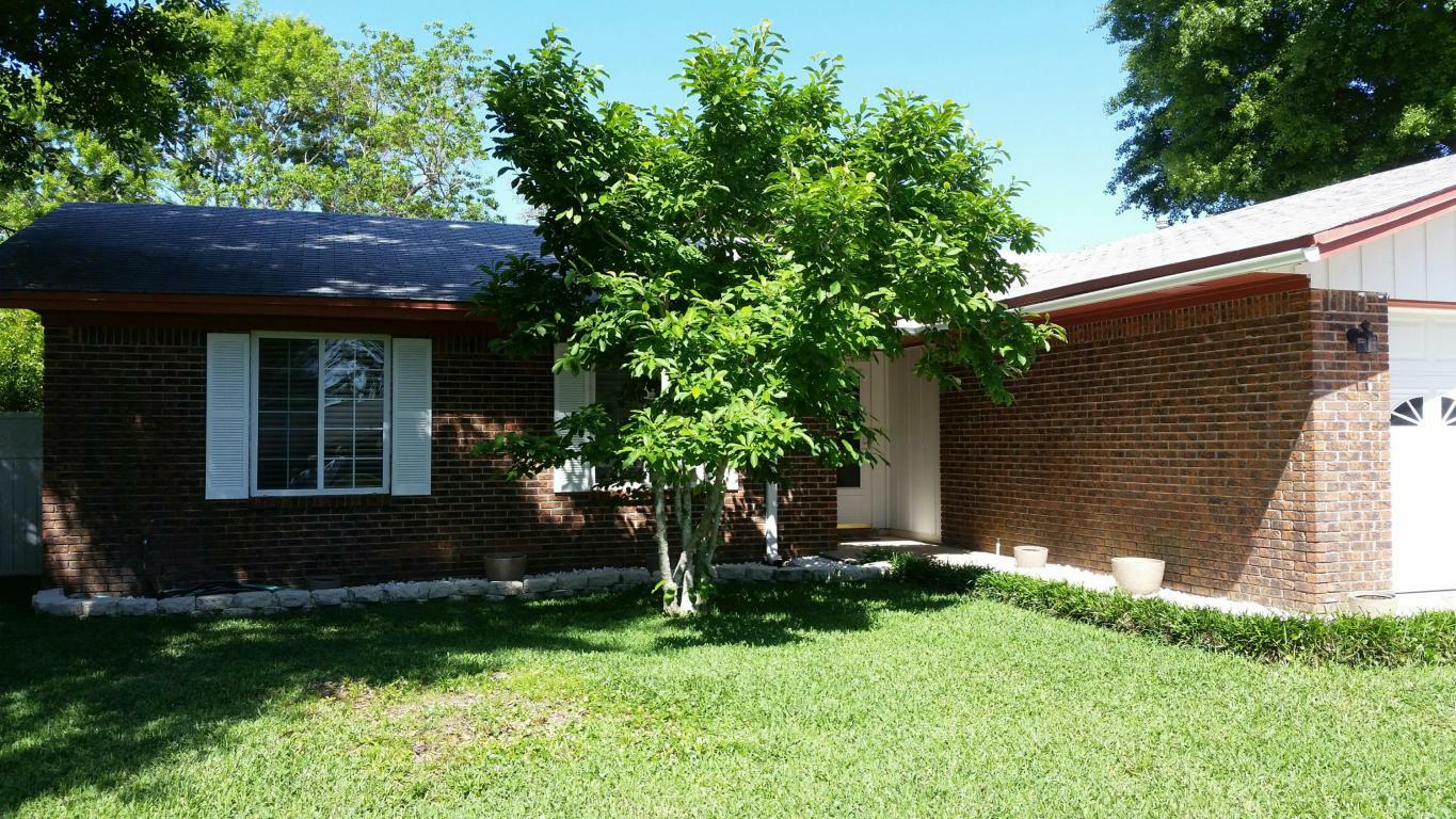 Property Photo:  89 9th Street  FL 32579 