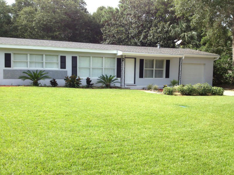 Property Photo:  169 Bryn Mawr Boulevard  FL 32569 