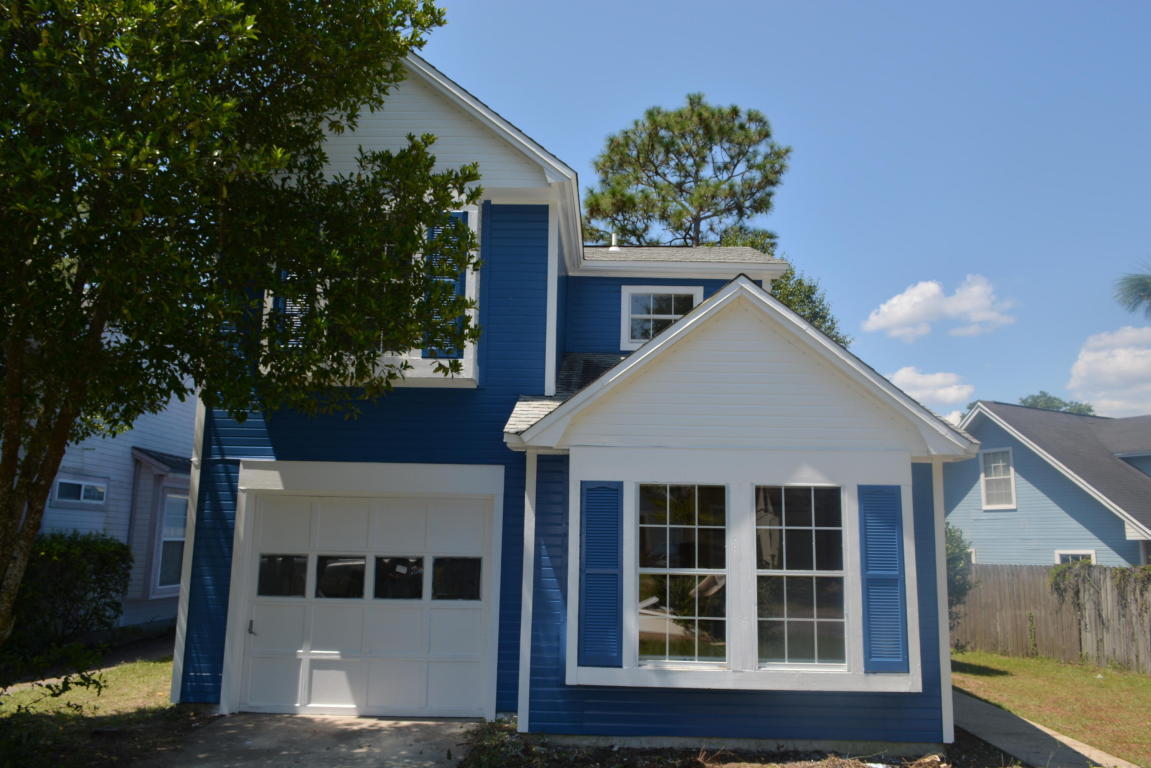Property Photo: 20 Carie Way FL 32580