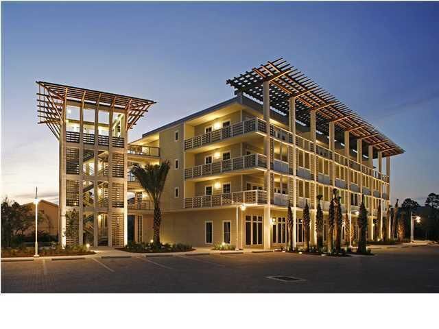 Property Photo:  43 Cassine Way Unit 301  FL 32459