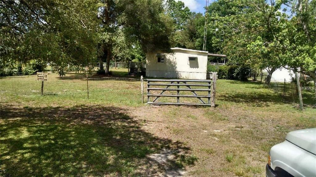 Property Photo:  1952 183rd Avenue Road  FL 34488 