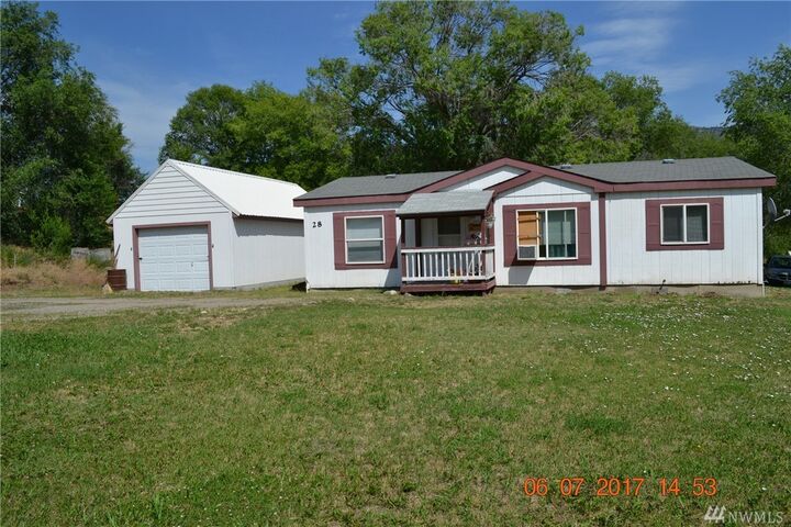 Property Photo:  28 Golden Rd  WA 98844 