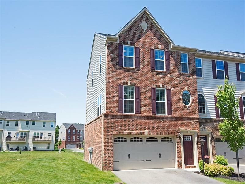 Property Photo:  1406 Pointe View Drive  PA 16046 