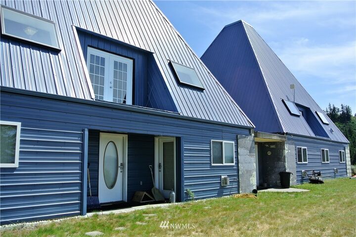 Property Photo:  62 Rocky Road  WA 98843 