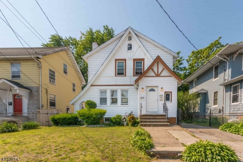 Property Photo:  20 Ridgeway Ave  NJ 07205 