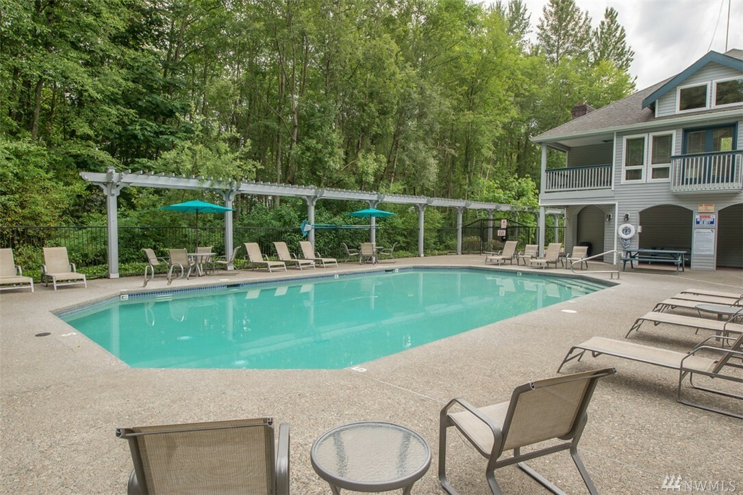 Property Photo: 33020 10th Ave W B204 WA 98023