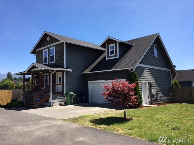 Property Photo: 990 Picket Lane WA 98233