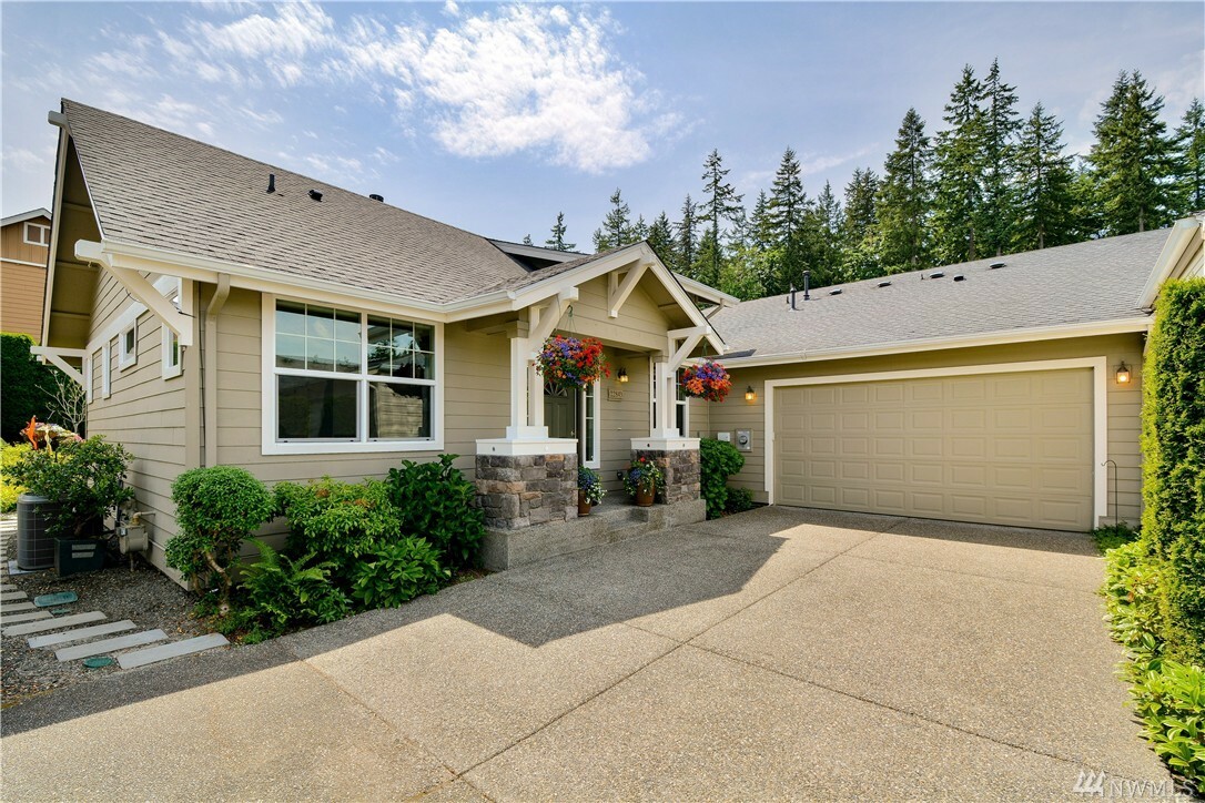 Property Photo:  22843 NE 128th Place  WA 98053 