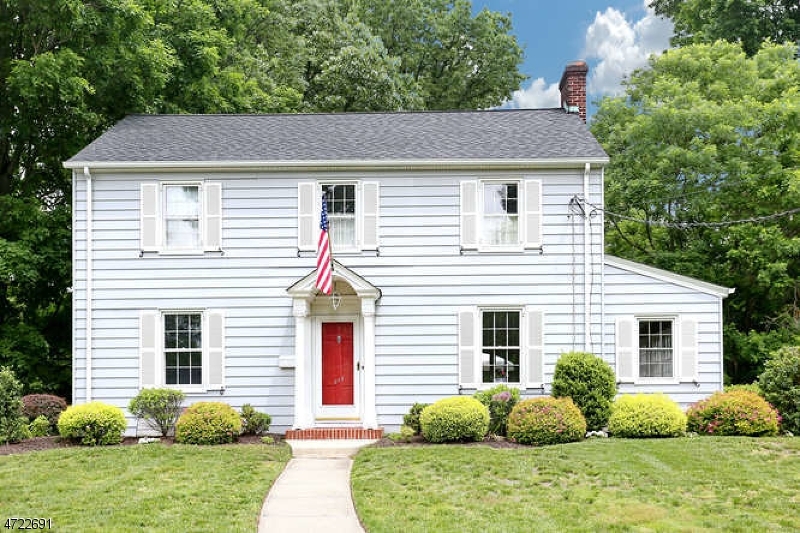 Property Photo:  255 Hamilton Ave  NJ 07452 