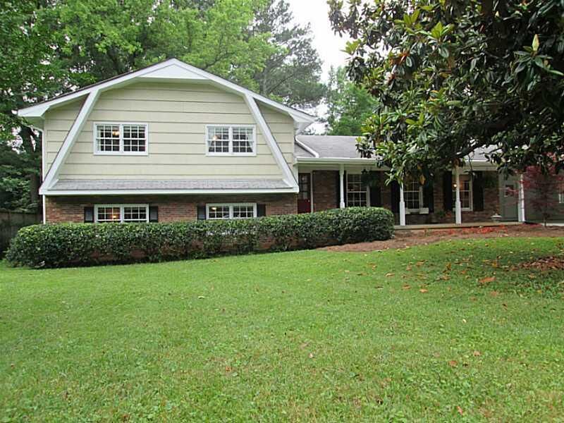 Property Photo:  3941 Briarglen Court   30340 