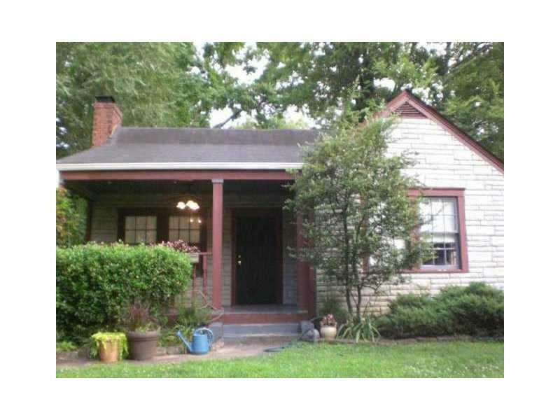 Property Photo: 875 Ormewood Avenue SE 30316