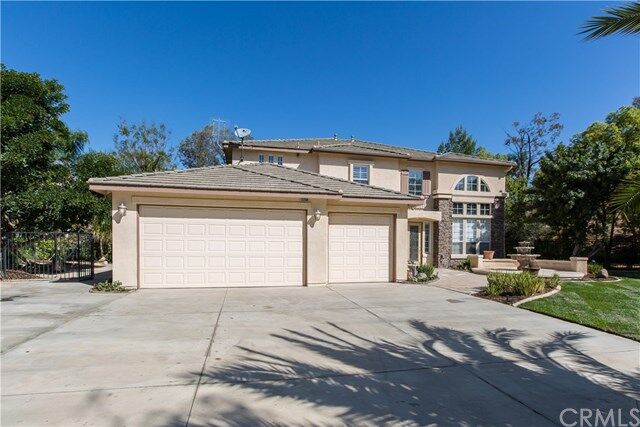 Property Photo:  12250 Tuliptree Circle  CA 92503 