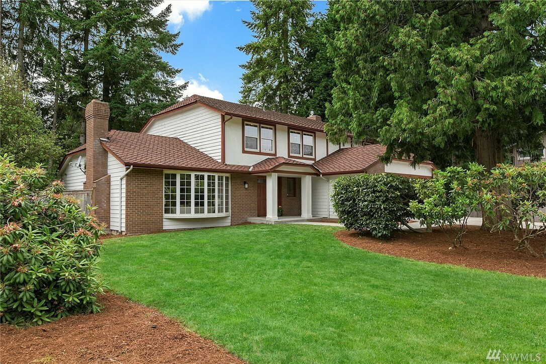 Property Photo:  3017 130th Place NE  WA 98005 
