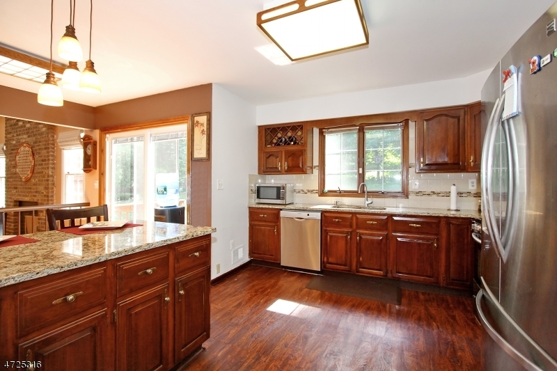 Property Photo:  120 Overhill Way  NJ 07922 