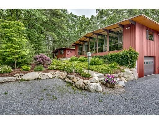 Property Photo:  498 Cross St  MA 01741 