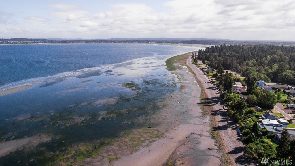 Property Photo:  6989 Birch Bay Dr  WA 98230 