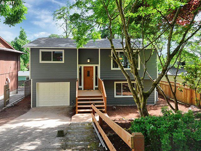 Property Photo:  18660 Midhill Cir  OR 97068 