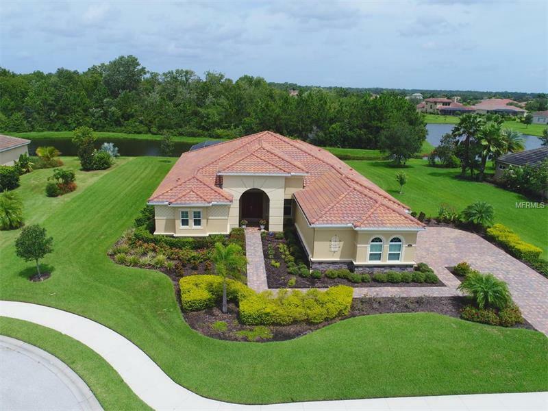 Property Photo: 202 166th Street NE FL 34212