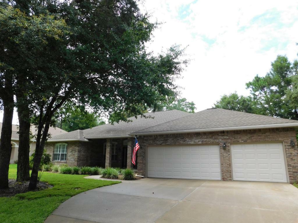 Property Photo:  800 Coldwater Creek Circle  FL 32578 