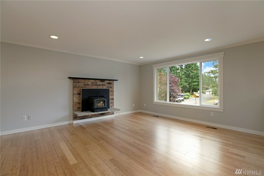 Property Photo:  10514 NE 143rd Place  WA 98034 