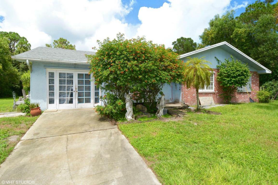 Property Photo:  11325 154th Road N  FL 33478 