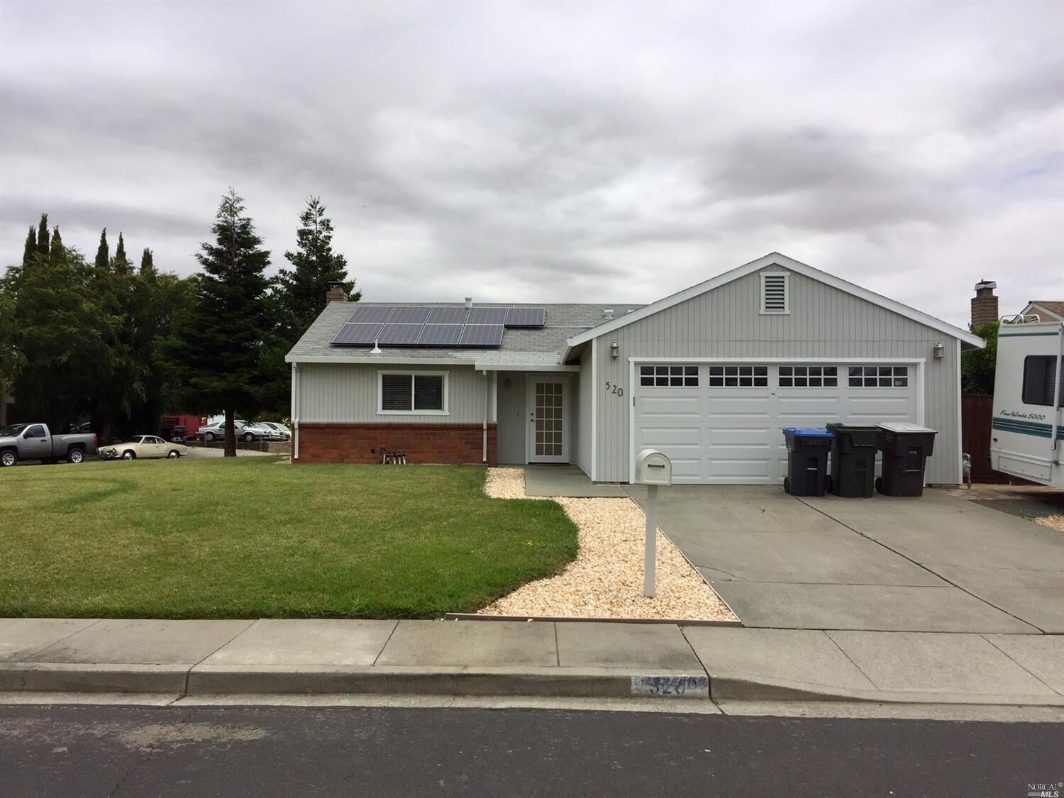 Property Photo:  520 Thomas Circle  CA 94585 
