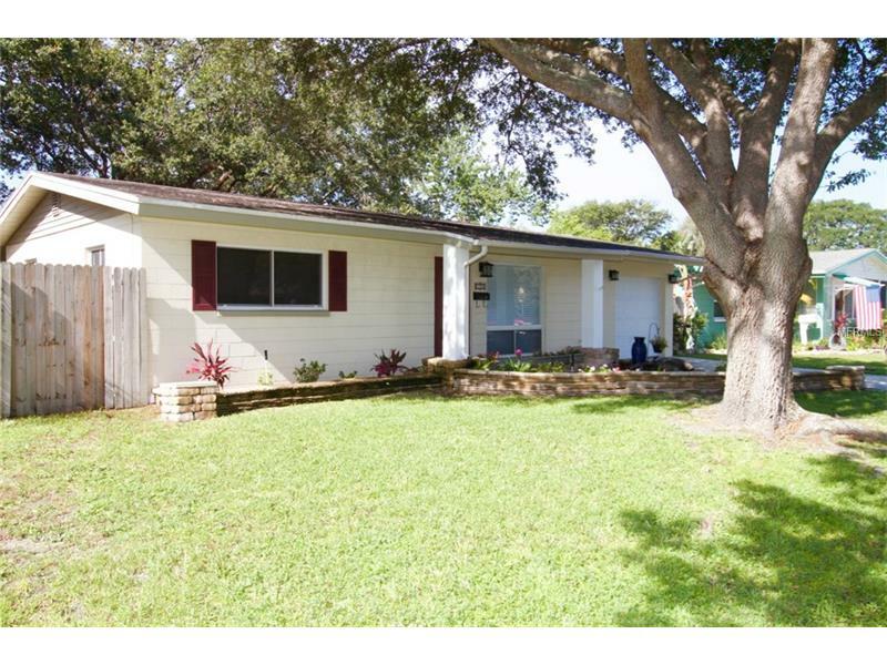 Property Photo:  156 44th Avenue NE  FL 33703 