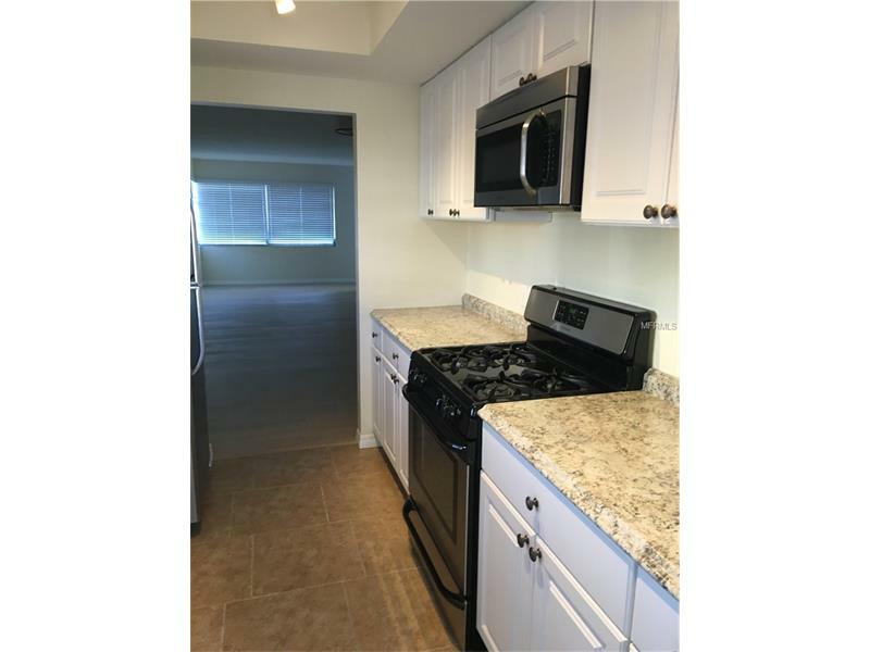 Property Photo: 5895 18th Street N 1 FL 33714