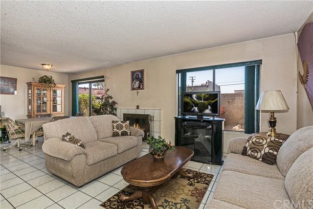 Property Photo:  821 S Cerritos Avenue 18  CA 91702 