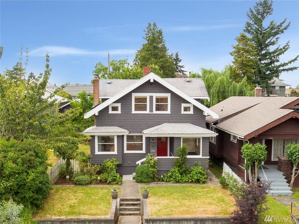 Property Photo:  1224 S Ainsworth Ave  WA 98405 
