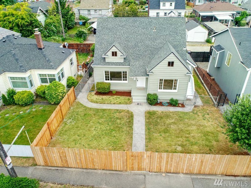 Property Photo: 3115 S 12th St WA 98405