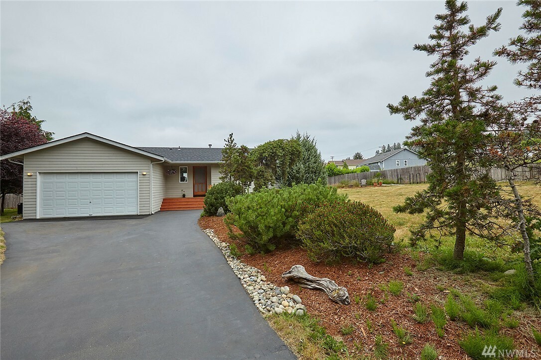 Property Photo: 37433 NE Fern Place WA 98340