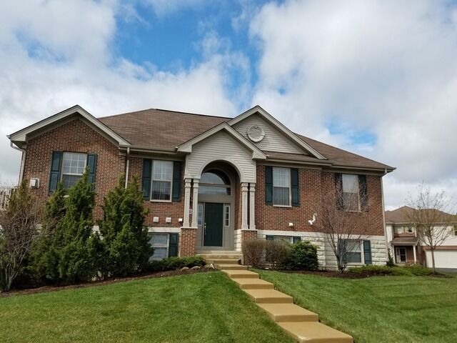 Property Photo: 2803 Blakely Lane 2803 IL 60540