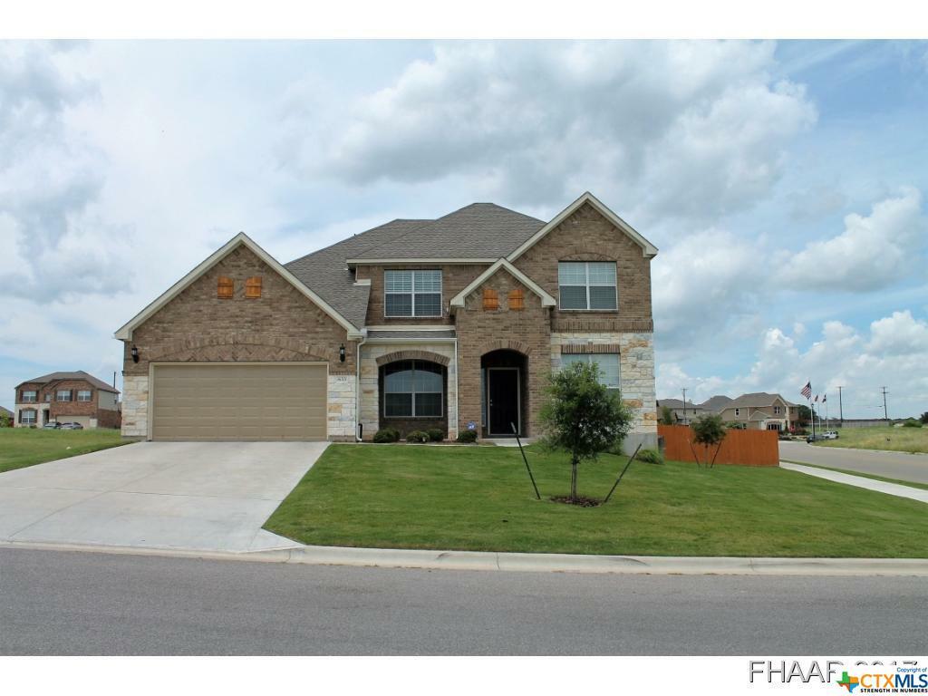 Property Photo:  833 Green Meadows Drive  TX 76548 