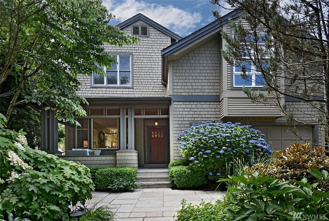 Property Photo: 4315 Bagley Avenue N WA 98103